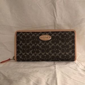 Coach accordion zip wallet brown/camel